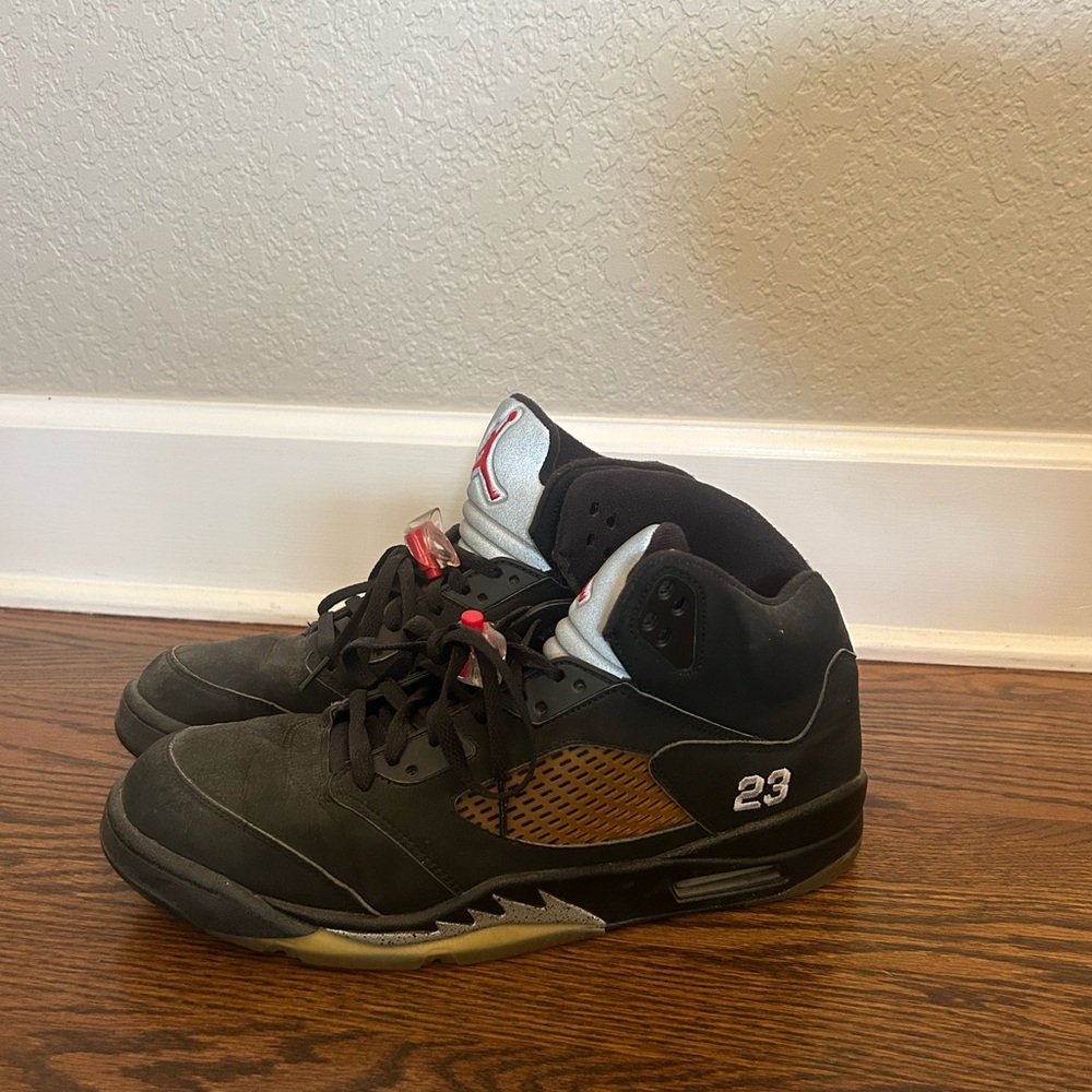 Jordan Black and Red Athletic Shoes with Performance Design